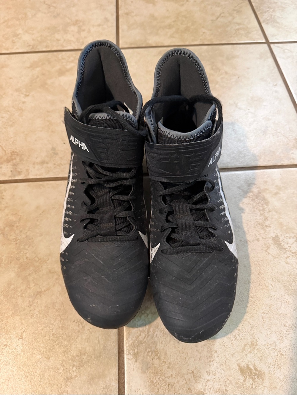 Nike Alpha Menace Pro 2 Men’s Football Cleats - Black & White